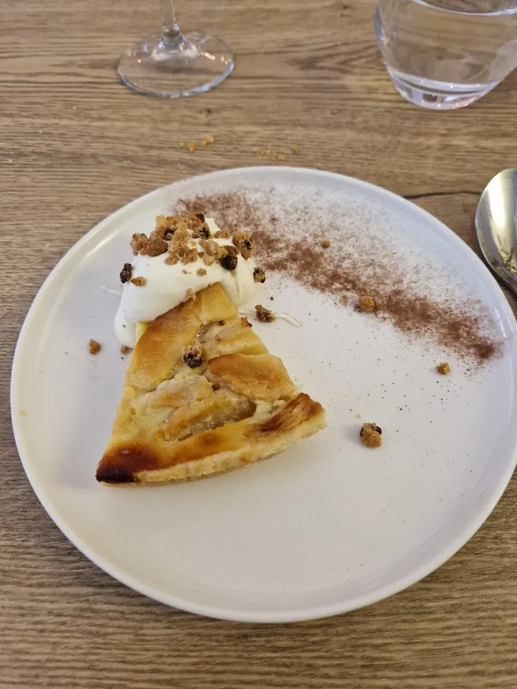 Tarte Aux Pommes Chantilly